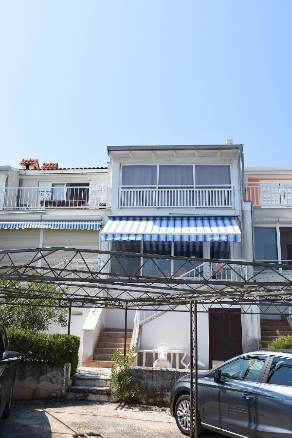 Cosy Studio With A Terrace And A Sea View Ravni Ngoại thất bức ảnh